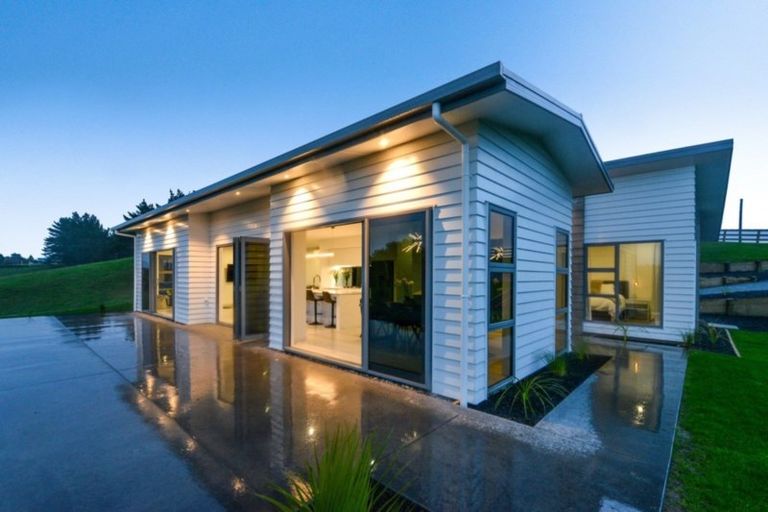 Photo of property in 112 Richards Road, Te Kowhai, Hamilton, 3288