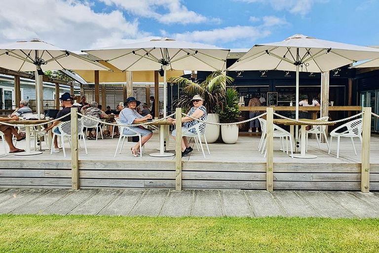 Photo of property in 245 Hibiscus Drive, Orewa, 0931