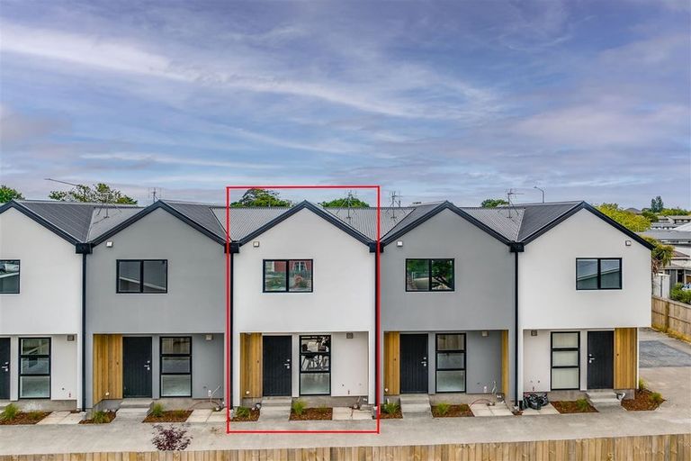 Photo of property in 5/112 Barbour Street, Waltham, Christchurch, 8011