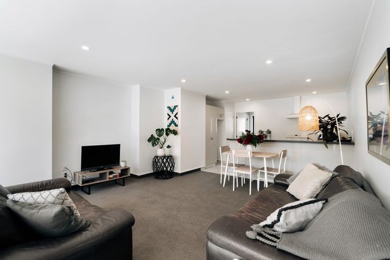 Photo of property in 8b Mckellar Court, Cromwell, 9310