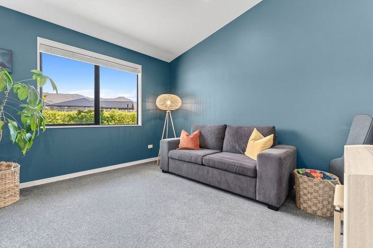 Photo of property in 4 Rua Street, Albert Town, Wanaka, 9305