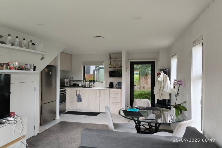 Photo of property in 7/4 Johnston Grove, Taita, Lower Hutt, 5011