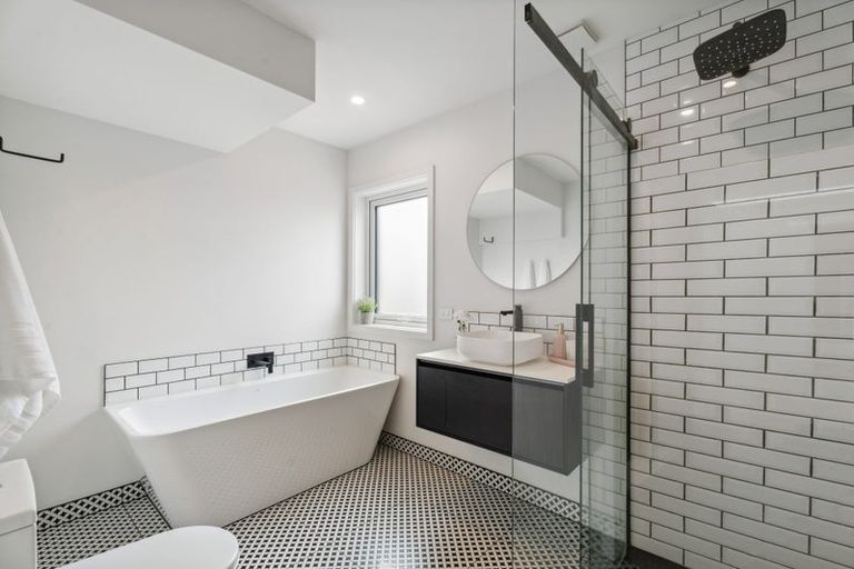 Photo of property in 13 Quigley Crescent, Cromwell, 9310