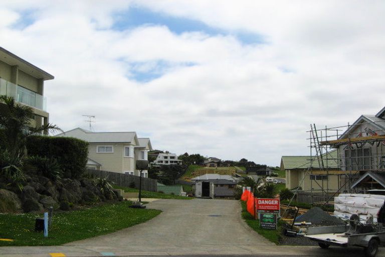 Photo of property in 9 Double Bay Place, Army Bay, Whangaparaoa, 0930