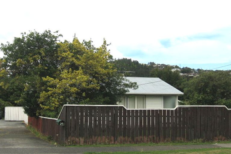 Photo of property in 1/25 Marion Street, Silverstream, Upper Hutt, 5019