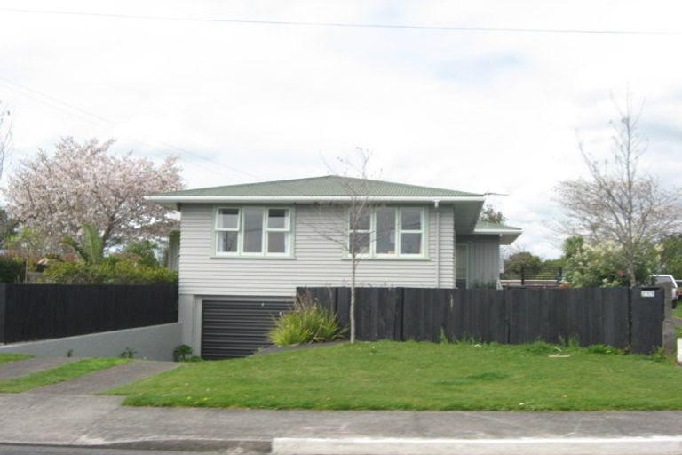 Photo of property in 211 Frankley Road, Frankleigh Park, New Plymouth, 4310