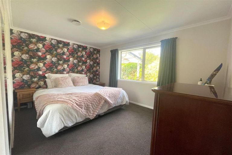 Photo of property in 165 Dunns Road, Otatara, Invercargill, 9879