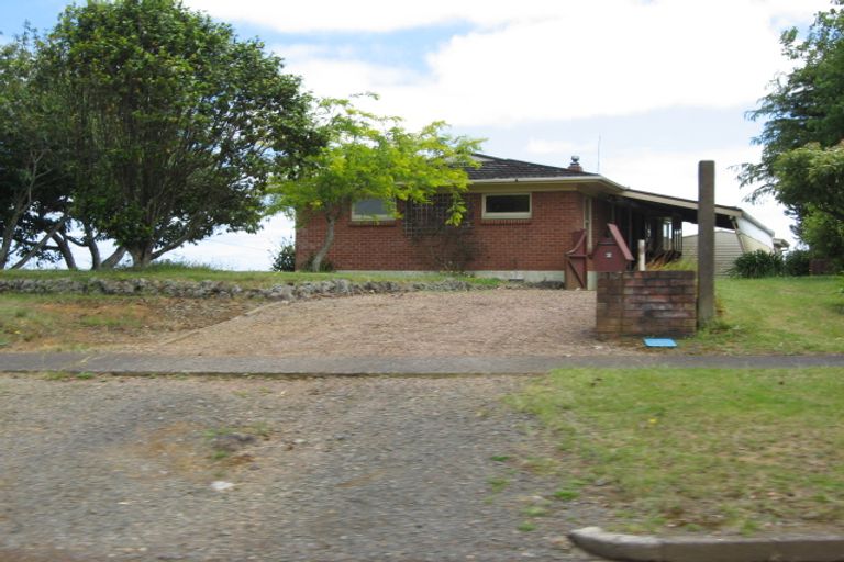Photo of property in 2 Birdwood Road, Pukekohe, 2120