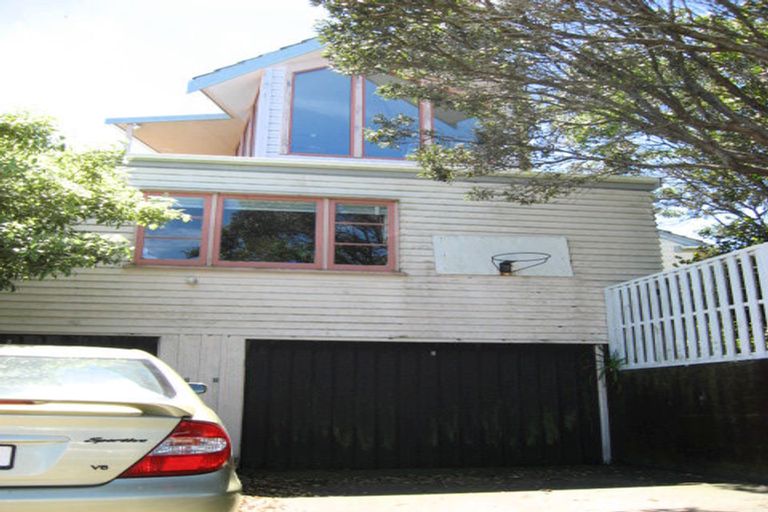 Photo of property in 8 Ravi Street, Khandallah, Wellington, 6035