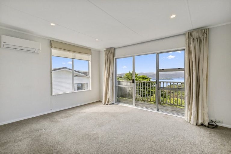 Photo of property in 24a Gurkha Crescent, Khandallah, Wellington, 6035