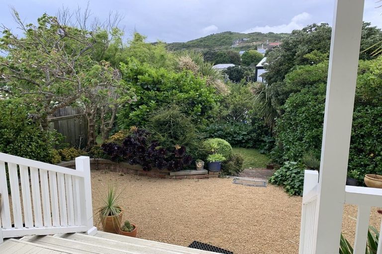 Photo of property in 86 Clyde Street, Island Bay, Wellington, 6023