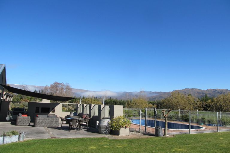 Photo of property in 37g Young Lane, Clyde, Alexandra, 9391