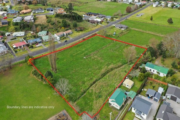 Property details for 87 Norwood Road, Bayswater, Auckland, 0622