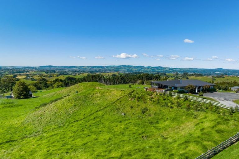 Photo of property in 15b Junction Road, Minden, Tauranga, 3176