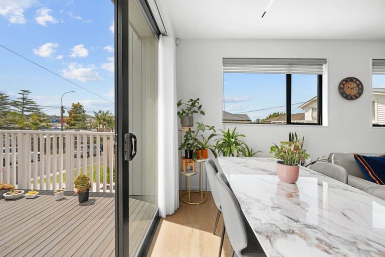 Photo of property in 6a Raeben Avenue, Hillcrest, Auckland, 0627