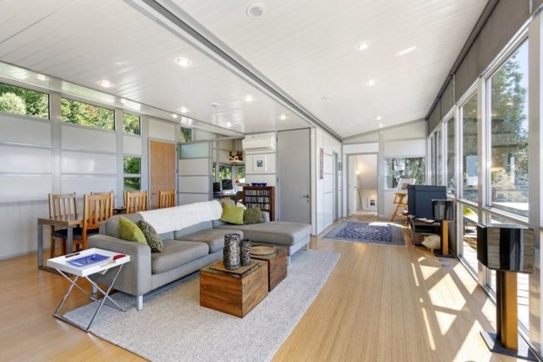 Photo of property in 32 The Terrace, Governors Bay, Lyttelton, 8971