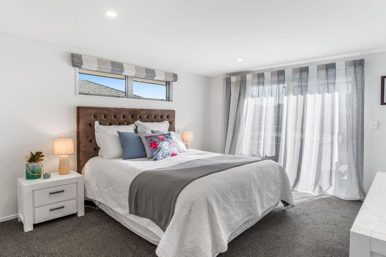 Photo of property in 16 Carpenter Drive, Prebbleton, 7604