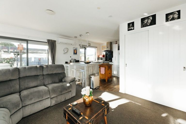 Photo of property in 6/4963 Waimate Highway, Glenavy, Waimate, 7980