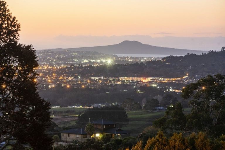 Photo of property in 477 Redoubt Road, Totara Park, Auckland, 2019