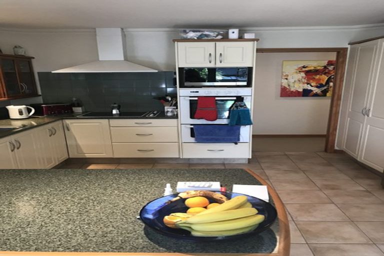 Photo of property in 6 Doneraille Place, Bethlehem, Tauranga, 3110