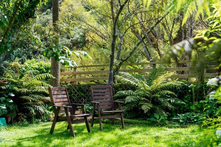 Photo of property in 69 Greenacres Street, Macandrew Bay, Dunedin, 9014