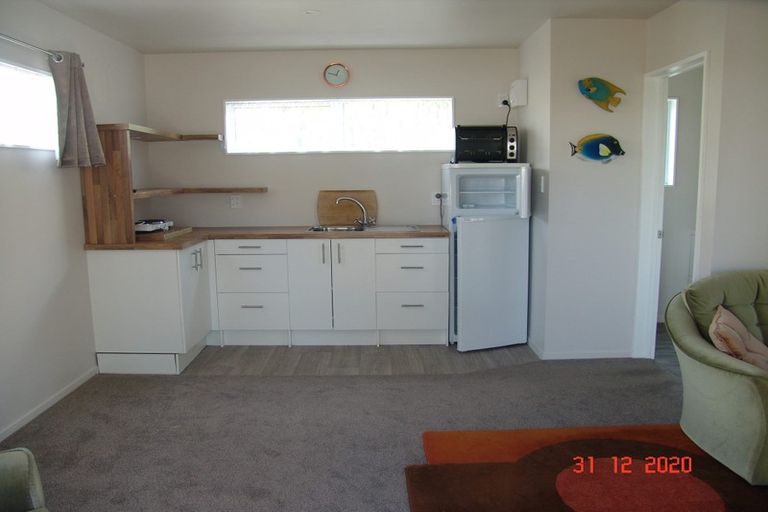 Photo of property in 62 Farquhars Road, Redwood, Christchurch, 8051