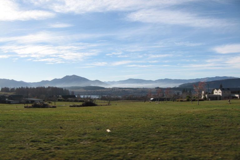 Photo of property in 14 Foxglove Heights, Wanaka, 9305