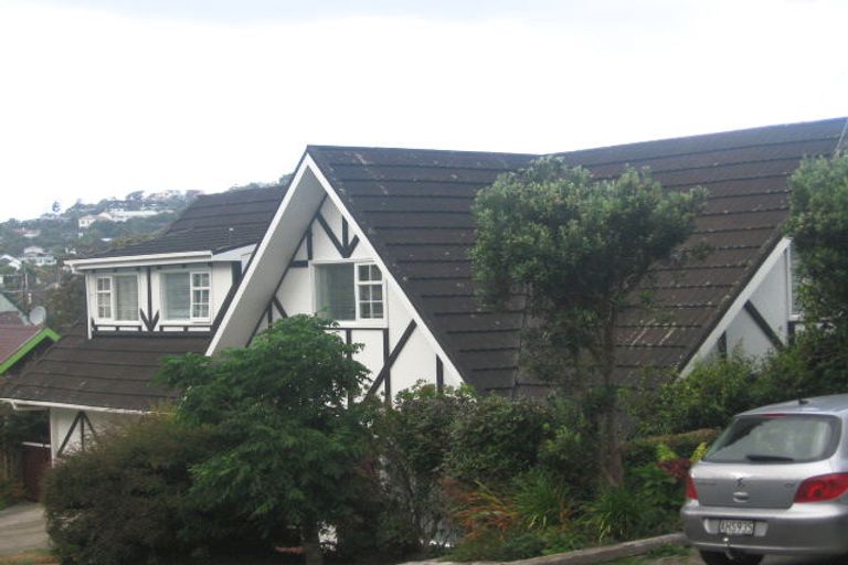 Photo of property in 13 Amapur Drive, Khandallah, Wellington, 6035