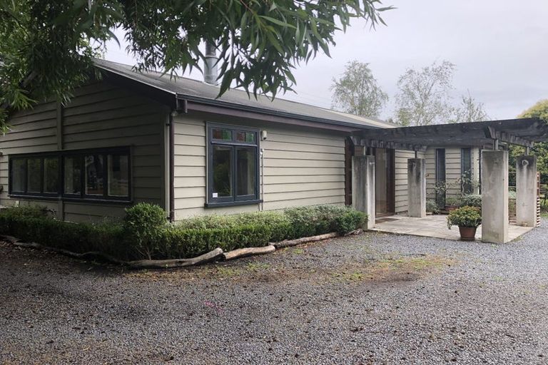 Photo of property in 27 Robinson Road, Coatesville, Albany, 0793