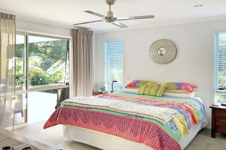 Photo of property in 21 Amsharlo Drive, Kerikeri, 0230