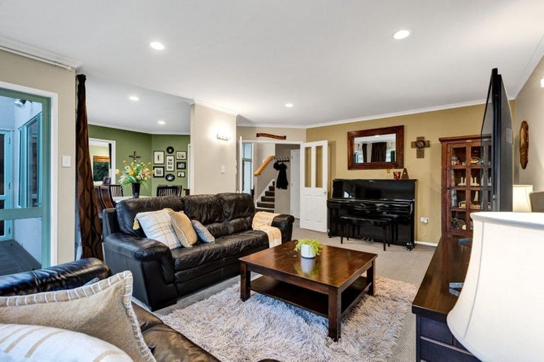 Photo of property in 96c Branch Road, Highlands Park, New Plymouth, 4312