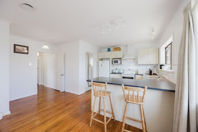 Photo of property in 8 Corbett Place, Onekawa, Napier, 4110