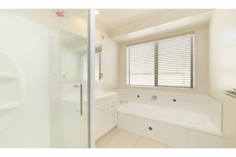 Photo of property in 25 Galloway Crescent, Pyes Pa, Tauranga, 3112