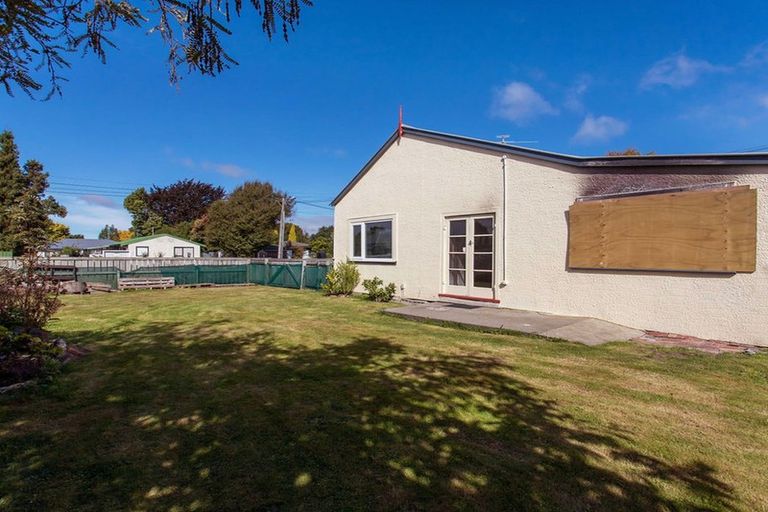 Photo of property in 10 Sefton Street, Belfast, Christchurch, 8051