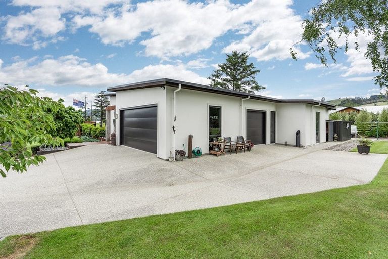 Photo of property in 281d Gladstone Road North, Mosgiel, 9092