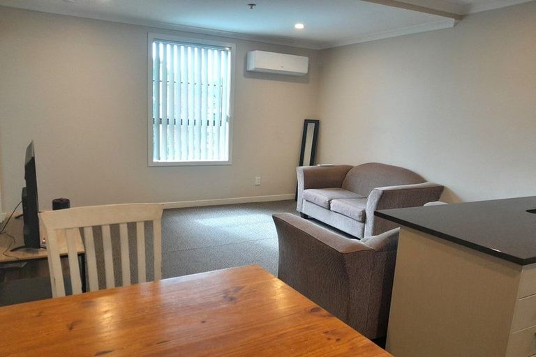 Photo of property in 5/5 Massey Avenue, Pukekohe, 2120