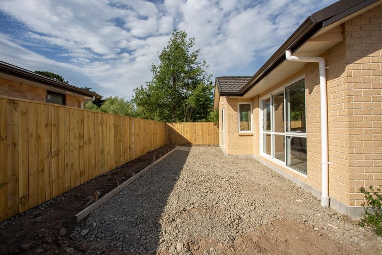 Photo of property in 62 Feist Street, Carterton, 5713