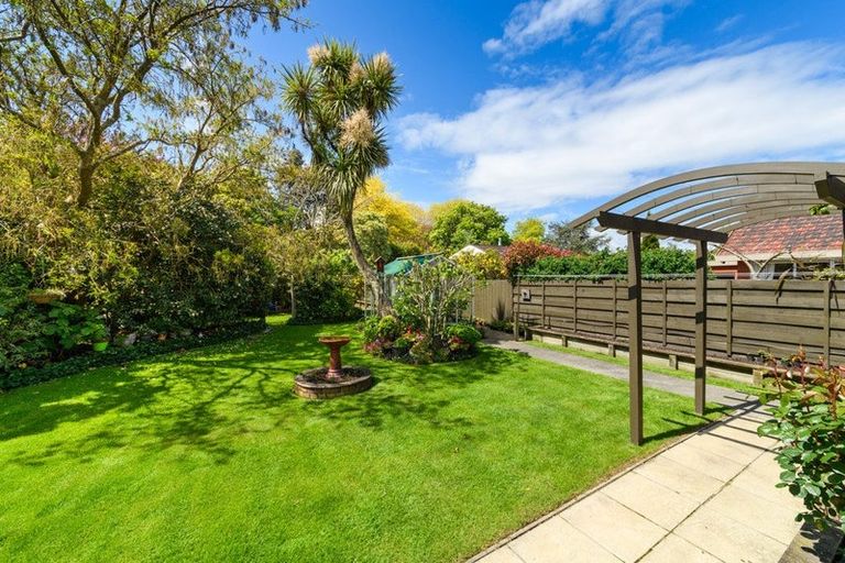 Photo of property in 11 Just Place, West End, Palmerston North, 4410