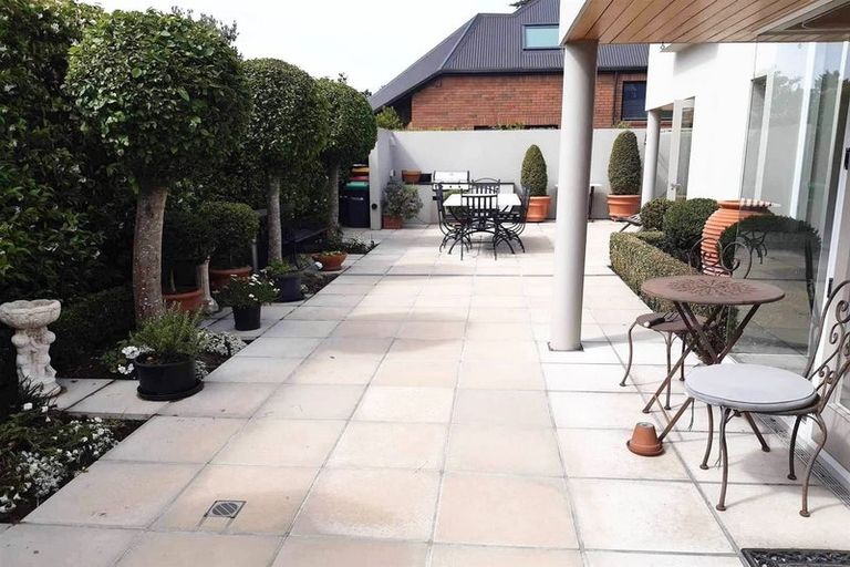 Photo of property in 79a Leinster Road, Merivale, Christchurch, 8014