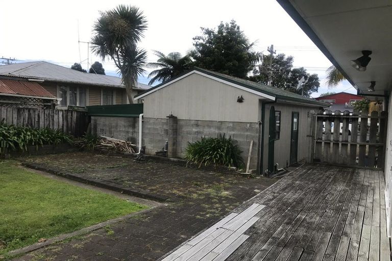 Photo of property in 96 Windsor Road, Bellevue, Tauranga, 3110