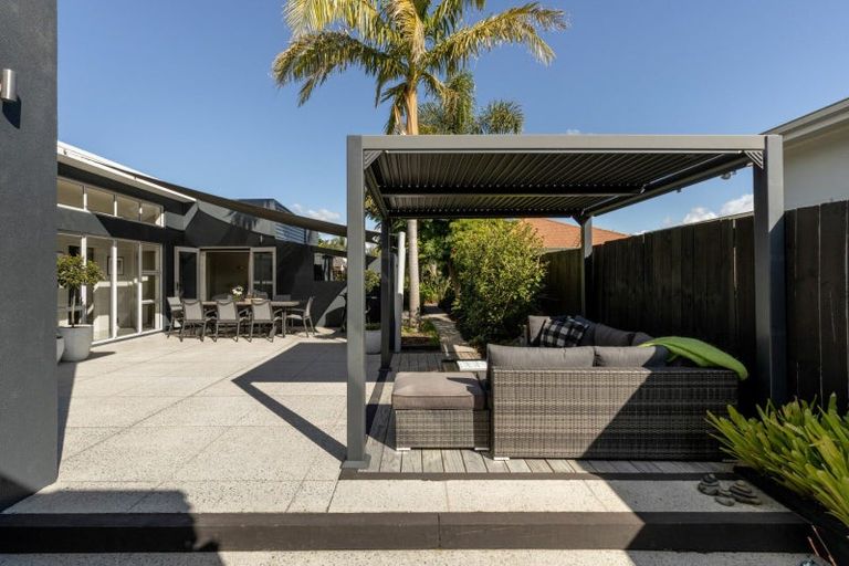 Photo of property in 22 Oriental Parade, Papamoa Beach, Papamoa, 3118