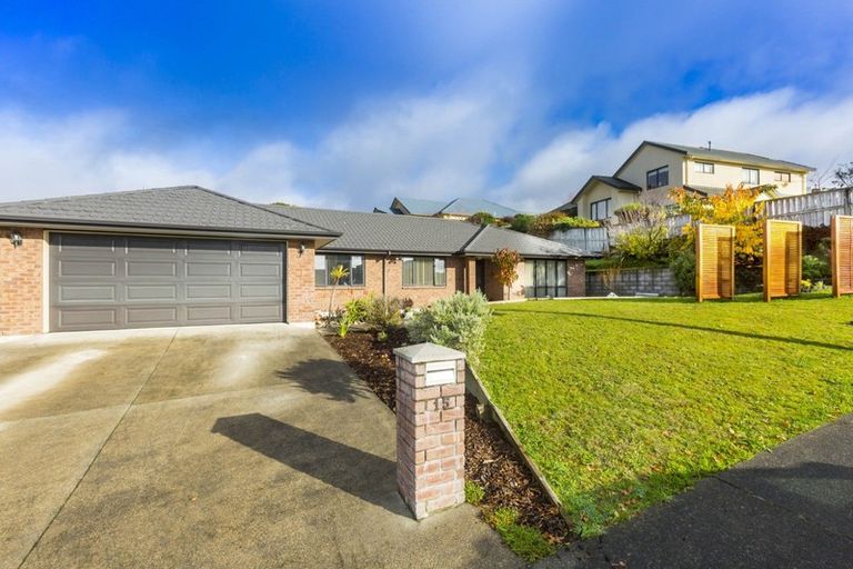 Photo of property in 15 Kirton Drive, Riverstone Terraces, Upper Hutt, 5018