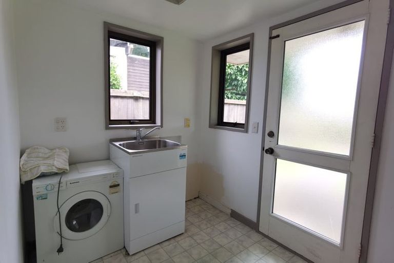 Photo of property in 3 Stormont Place, Avonhead, Christchurch, 8042