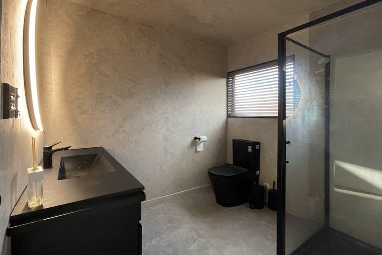 Photo of property in 255 Don Buck Road, Massey, Auckland, 0614