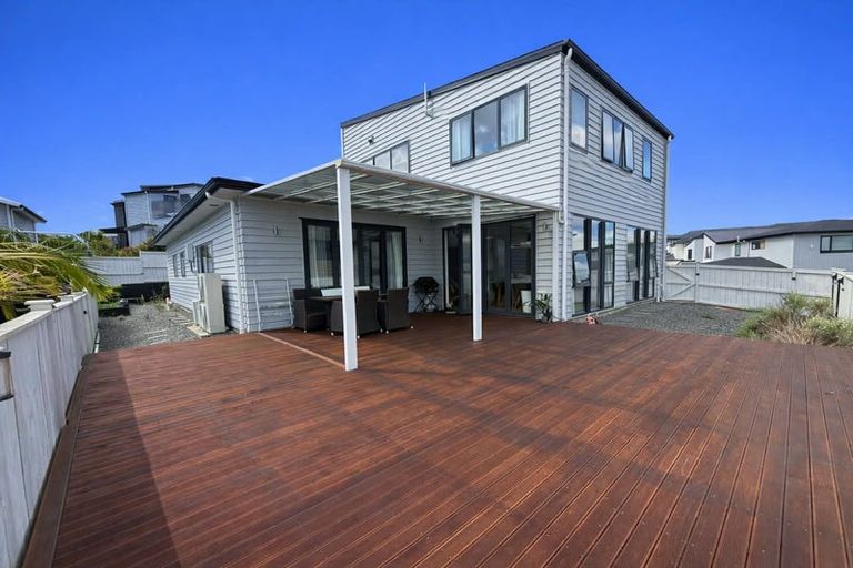 Photo of property in 21 Meadowridge Drive, Flat Bush, Auckland, 2019