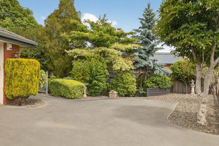 Photo of property in 246 Withells Road, Avonhead, Christchurch, 8042