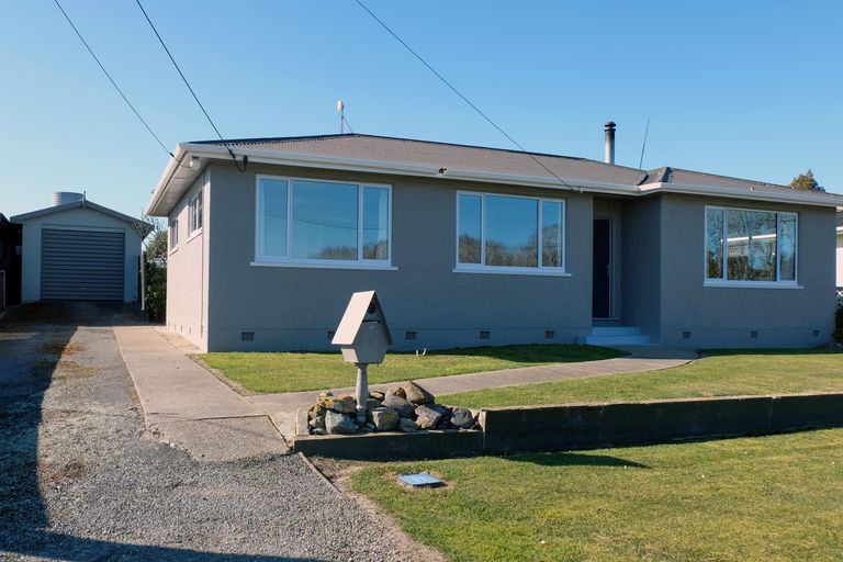 Photo of property in 6 London Street, Weston, Oamaru, 9401