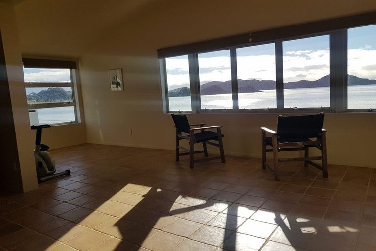 Photo of property in 25b Te Kapua Street, Oakura, Hikurangi, 0184