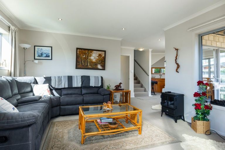 Photo of property in 255 Waikawa Road, Waikawa, Picton, 7220