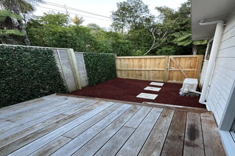 Photo of property in 3/8 Park Hill Road, Birkenhead, Auckland, 0626